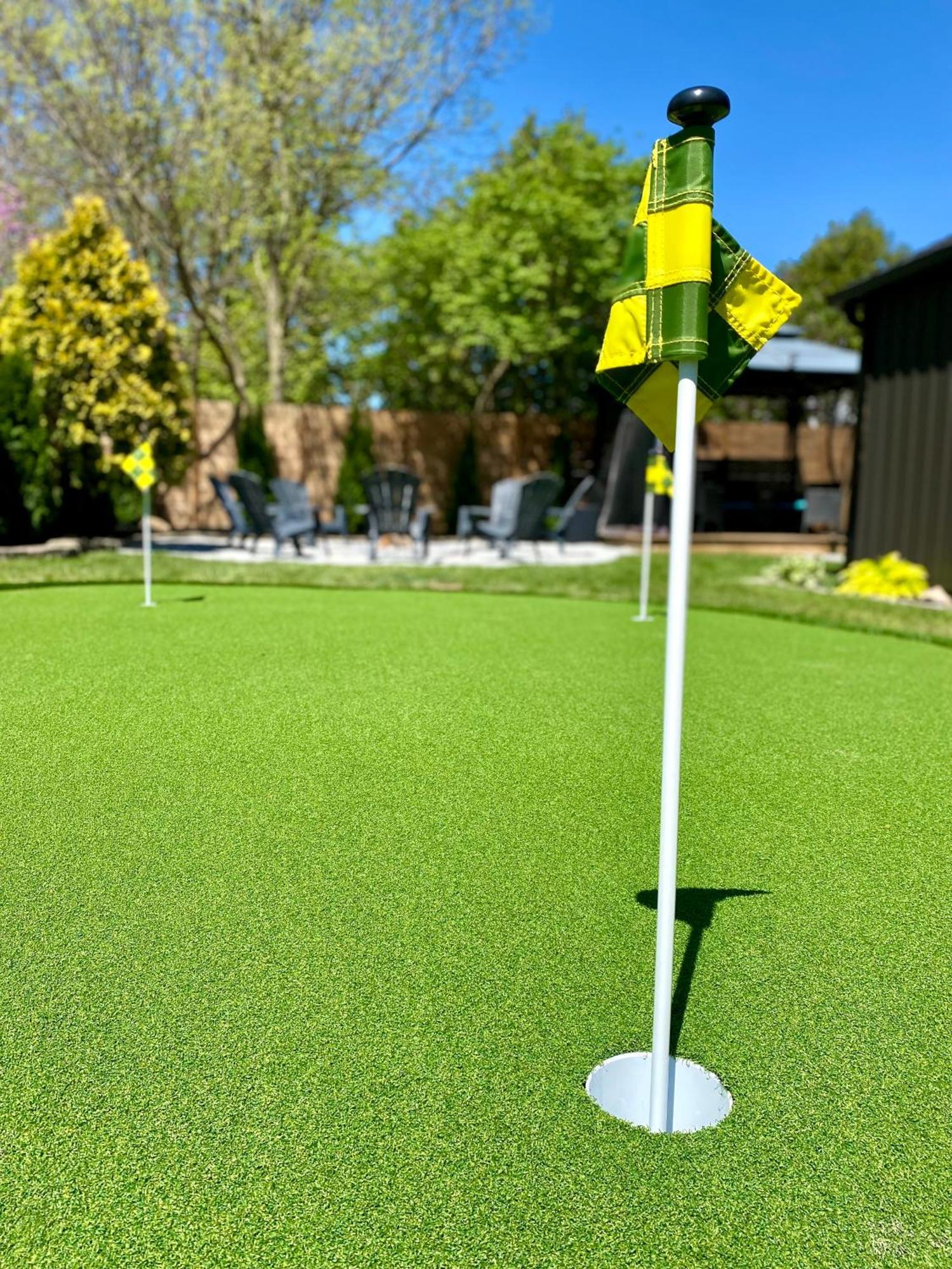 Stylish Downtown Kingsville Getaway With Putting Green, Firepit & Games Εξωτερικό φωτογραφία
